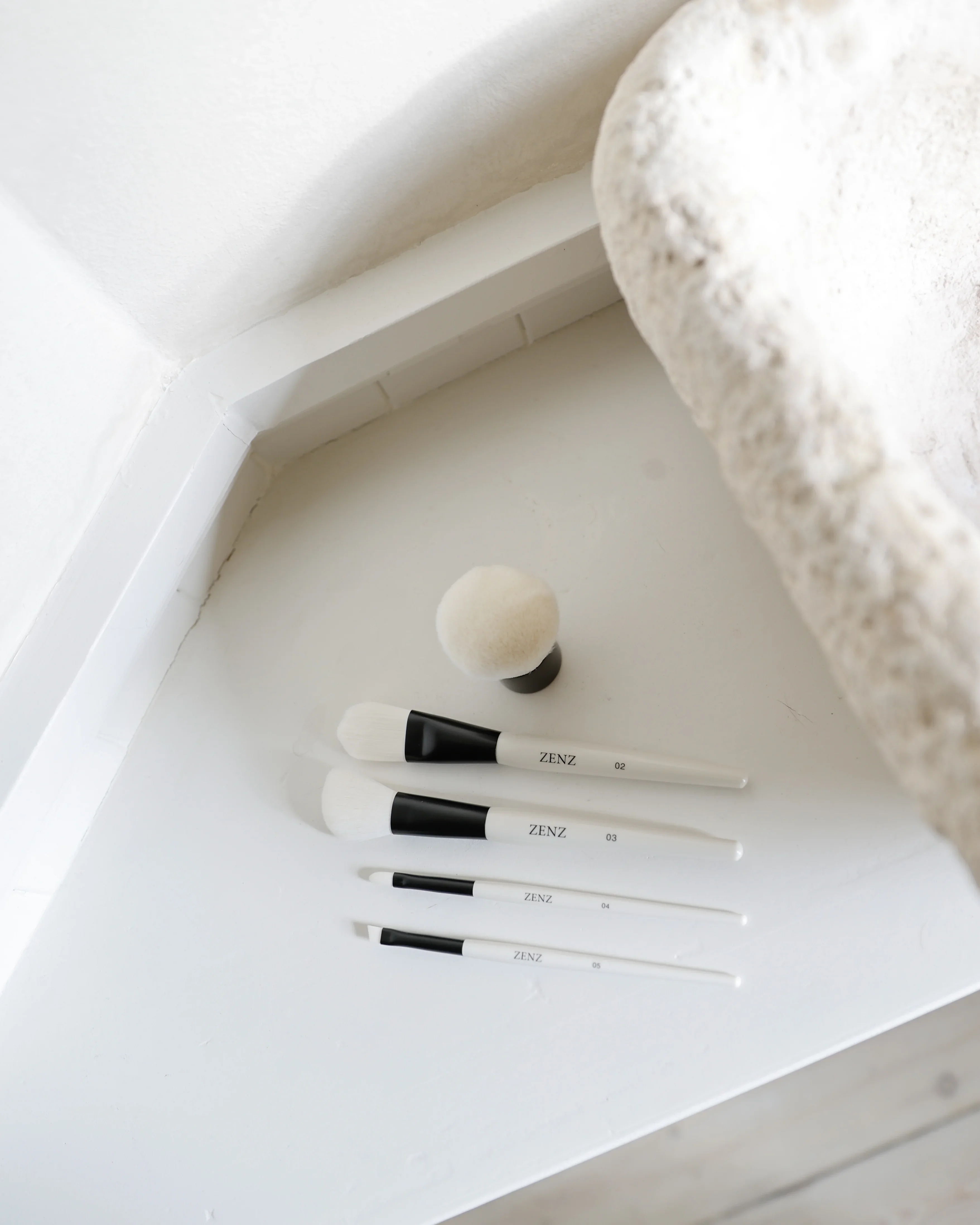 Makeup Brush 02 Foundation - Image 3